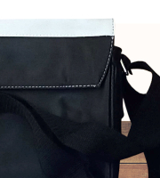 Image bag medium black with detachable flap